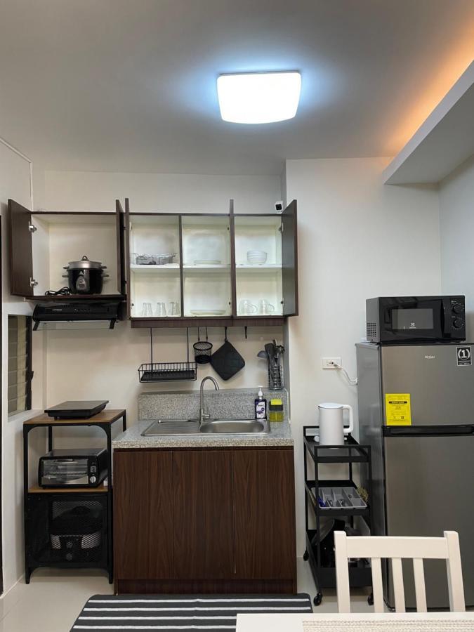 Fly & Rest Guesthouse - Mactan-Cebu International Airport マクタン エクステリア 写真