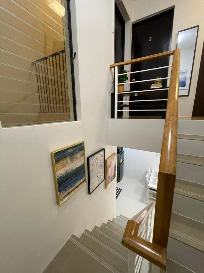 Fly & Rest Guesthouse - Mactan-Cebu International Airport マクタン エクステリア 写真
