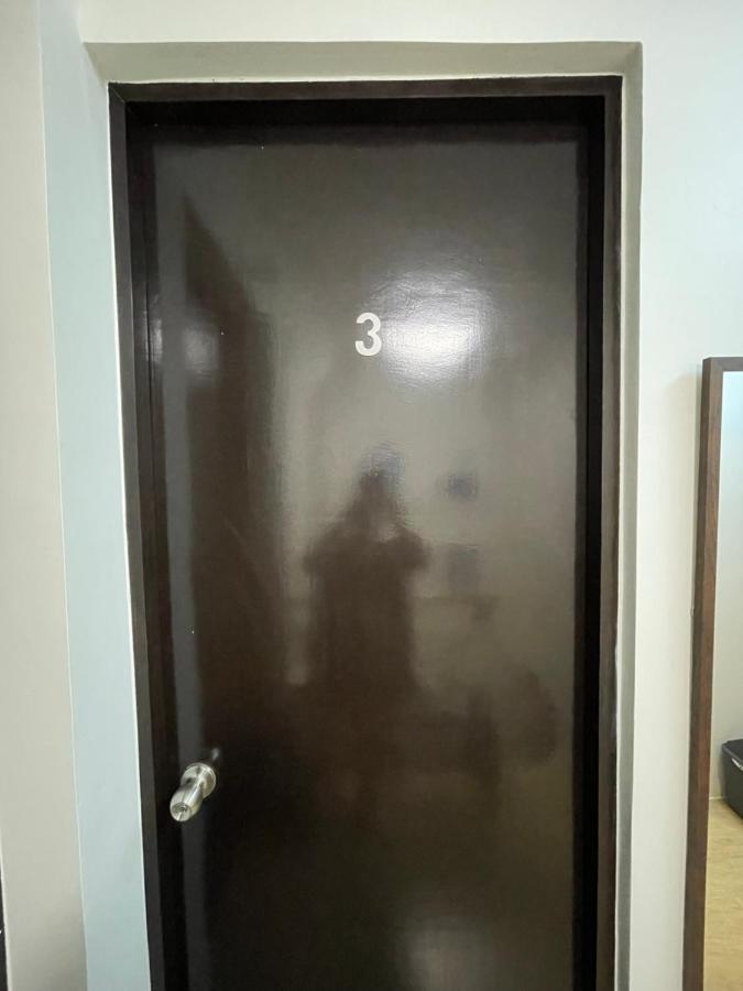 Fly & Rest Guesthouse - Mactan-Cebu International Airport マクタン エクステリア 写真